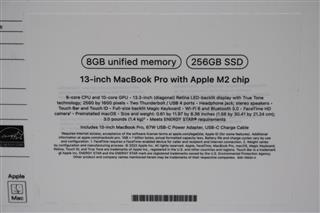 APPLE MACBOOK PRO A2338 - 8GB - 256GB - M2 CHIP - 2022 - 13